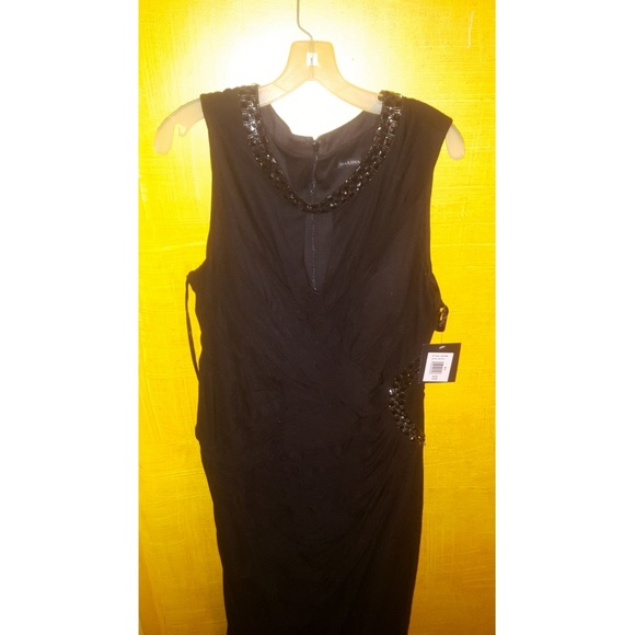 MARINA EMBELLISH FAUX WRAP GOWN 🆕 - Picture 8 of 8